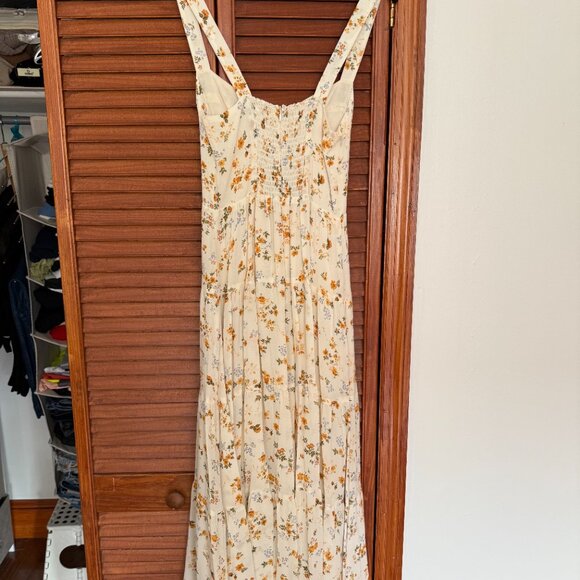 Like-New Reformation Aviva Dress - Picture 4 of 5